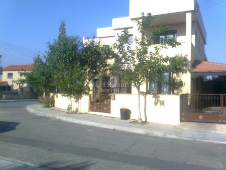 THREE BEDROOM DETACHED HOUSE PLUS OFFICE IN ANTHOUPOLI KATO POLEMIDIA