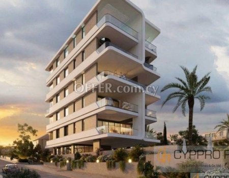 Beachfront 3 Bedroom Penthouse with Pool in Limassol - 5