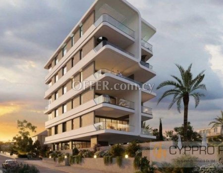 Beachfront 2 Bedroom Apartment in Limassol - 4