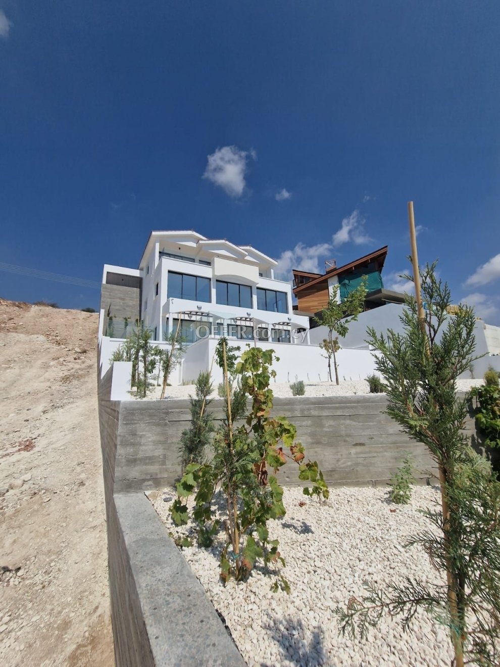 Luxury New Villa For Rent in Paphos - 9