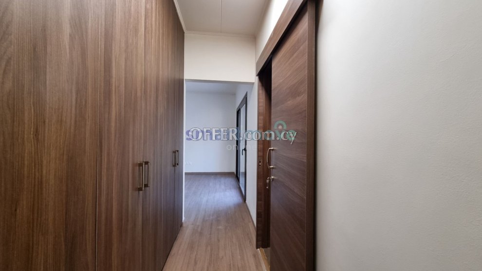5 Bedroom Semi Detached House For Rent Limassol - 5