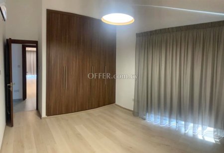 3-bedroom Detached Villa 210 sqm in Episkopi - 12