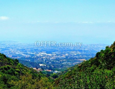 Excellent land opurtunity with stunning views - 2