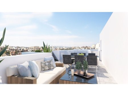 Three bedroom penthouse on the whole top floor with roof garden for sale near the New Marina in Larnaca - 3