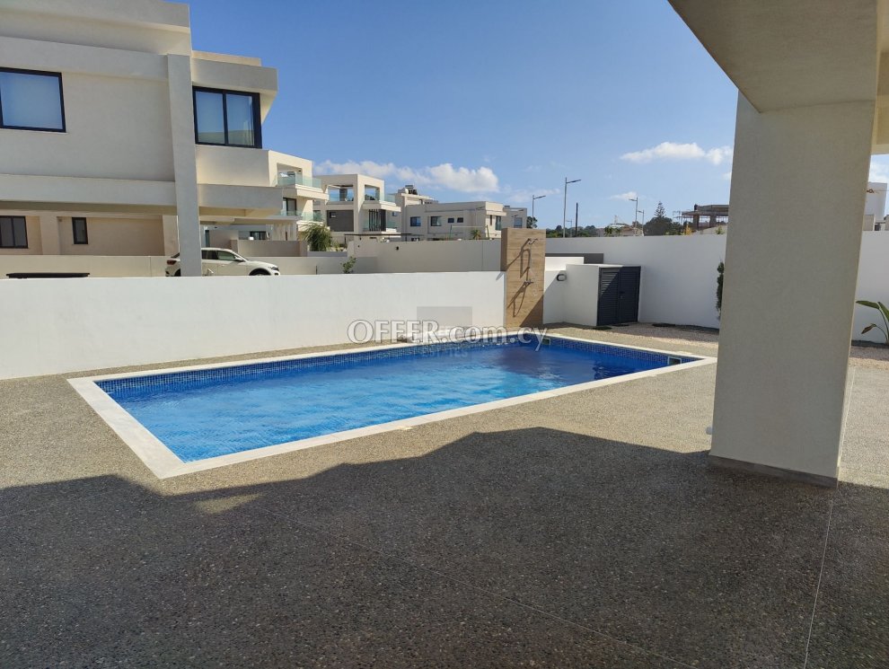 3 Bedroom House for Rent in Protaras - 2