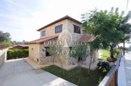 DETACHED VILLA IN SOUNI AREA!
