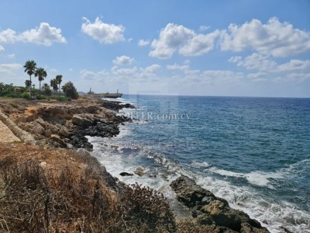 Large seaside villa for sale in Peyia area of Paphos - 2