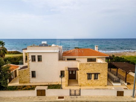 Beachfront luxury villa next to Latchi beach for sale in Pafos - 1