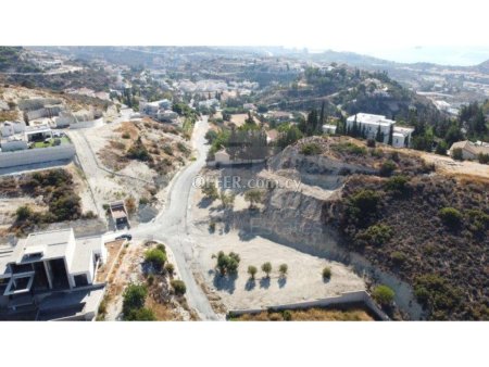 Residential plot for sale in Agios Tychonas - 5