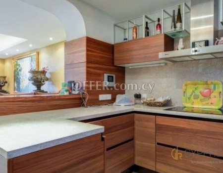Luxury Beachfront Duplex in The Residence - 8