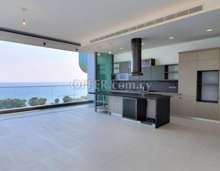 Luxury 3 Bedroom Apartment in Agios Tychonas Area - 2