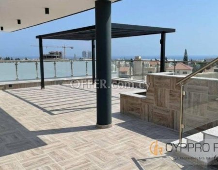 3 Bedroom Penthouse with Pool in Germasogeia - 8