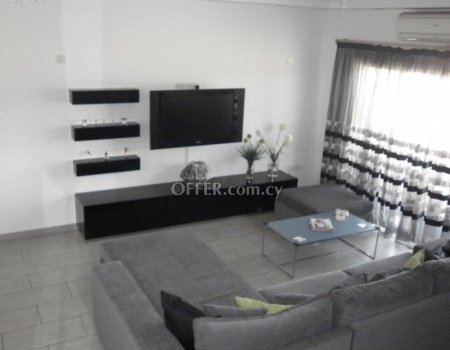 For Sale, Three-Bedroom Detached House in Kallithea - 9