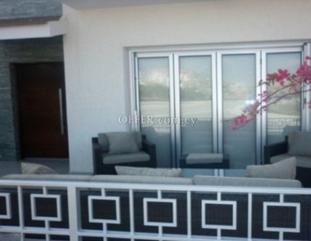 For Sale, Three-Bedroom Detached House in Kallithea - 3