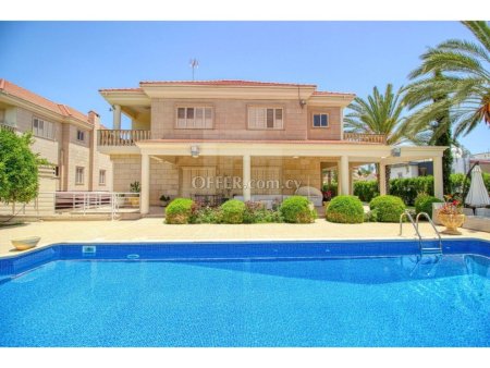 An amazing 5 bedroom villa with private swimming pool in Ayios Tychonas available for rent - 2