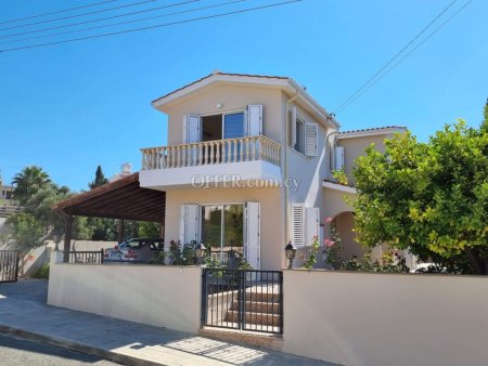 4-bedroom Detached Villa 200 sqm in Tala - 2