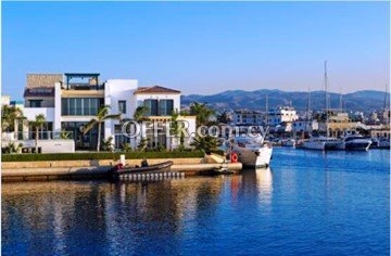 Impressive 4 Bedroom Villas On The Sea In Limassol - 1