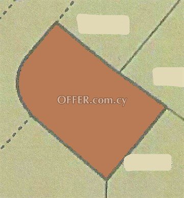 Corner Residential Plot Of 580 Sq.M.  In Strovolos, Nicosia - 1