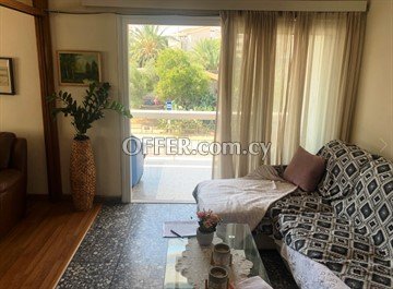 Upper 3 Bedroom House In Central Area In Acropolis Nicosia - 1
