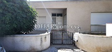 3 Bedroom Houses  In Strovolos, Nicosia - 2