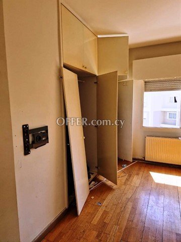 3 Bedroom Apartment  In Akropoli, Nicosia - 7