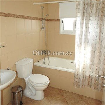 2 Bedroom Furnished Apartment  In Germasogeia, Limassol - 7