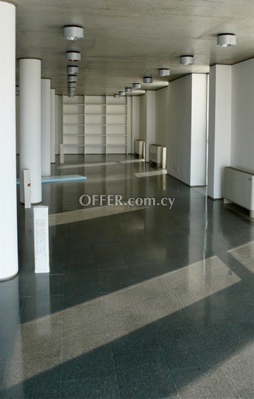 Beautiful Large Floor Offices Of 235 Sq.M.  In Engomi - 5