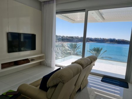 Amazing beach front villa for sale in Coral Bay area of Paphos - 9