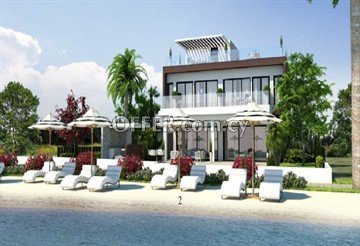 4 Bedroom Beachfront Luxury Villa  In Oroklini, Larnaca - 6