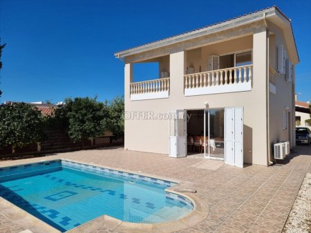 4-bedroom Detached Villa 200 sqm in Tala - 11