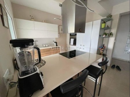 4-bedroom Apartment 200 sqm in Parekklisia - 1