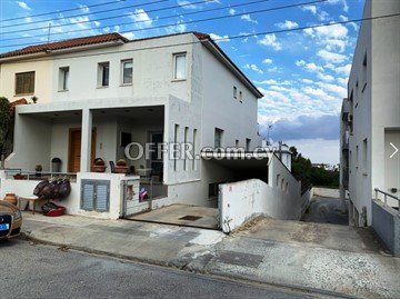 Three Storey 4 Bedroom House 300 Sq.M Interior 
 With Swimming Pool In - 1