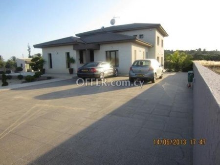 For Sale €1,100,000 House 5 bedrooms Zygi Larnaca
