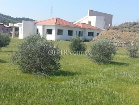 New For Sale €800,000 House (1 level bungalow) 5 bedrooms, Detached Mosfiloti Larnaca