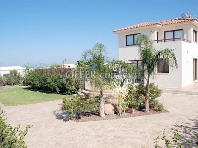 New For Sale €975,000 House 4 bedrooms, Detached Paralimni Ammochostos