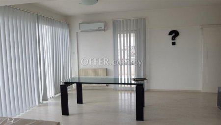 New For Rent €1,400 Apartment 3 bedrooms, Whole Floor Retiré, top floor, Strovolos Nicosia