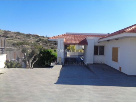 Large three level villa for sale in Agios Tychonas area of Limassol - 6