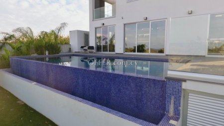 Custom Build 4 Bedroom Villa 250 meters from the Sea - 19