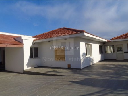 Large three level villa for sale in Agios Tychonas area of Limassol - 5
