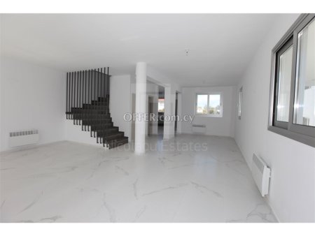 Brand new 4 bedroom house for sale in Strovolos near Green Dot - 6