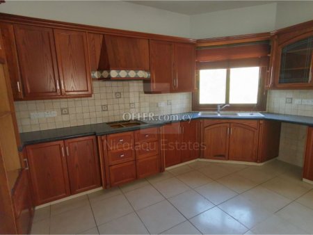 Luxury four bedroom house with garden and private swimming pool for sale in Mathiatis Nicosia - 5