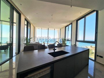 Beachfront 4 Bedroom Luxury Apartment  In Amathousia, Limassol - 2