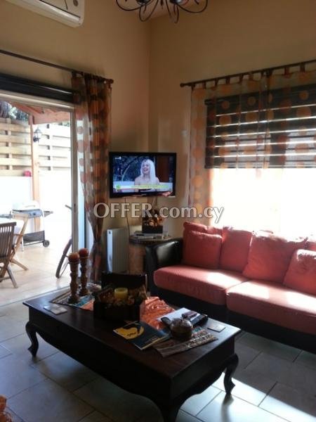 New For Sale €450,000 House 4 bedrooms, Detached Strovolos Nicosia - 6