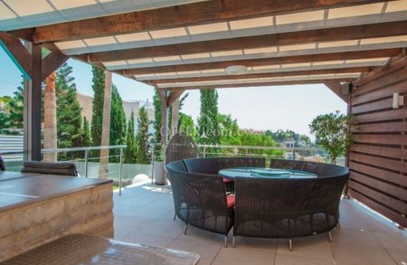 LUXURY FIVE BEDROOM VILLA IN AGIOS TYCHONAS FOR SALE! - 4