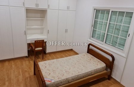 4-bedroom Detached Villa 320 sqm in Larnaca (Town) - 5