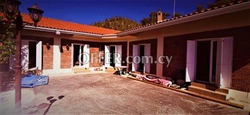 4 Bedroom House  In Agios Theodoros Soleas, Nicosia