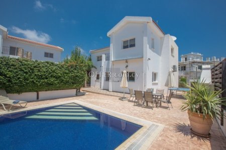 Villa by Lombardi beach in Protaras