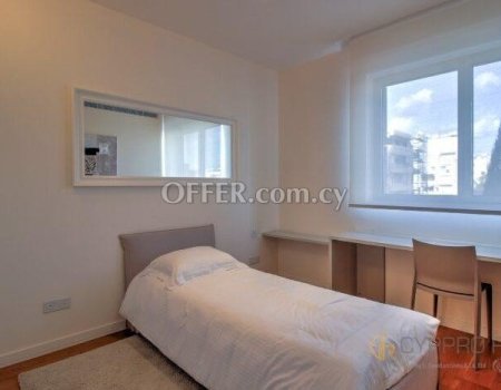 Luxury 2 Bedroom Apartment in Olympic Residence - 3