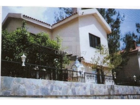 Three bedroom house for sale in Moniatis area