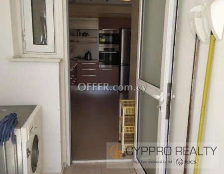 Spacious 3 Bedroom Apartment in Neapoli - 9